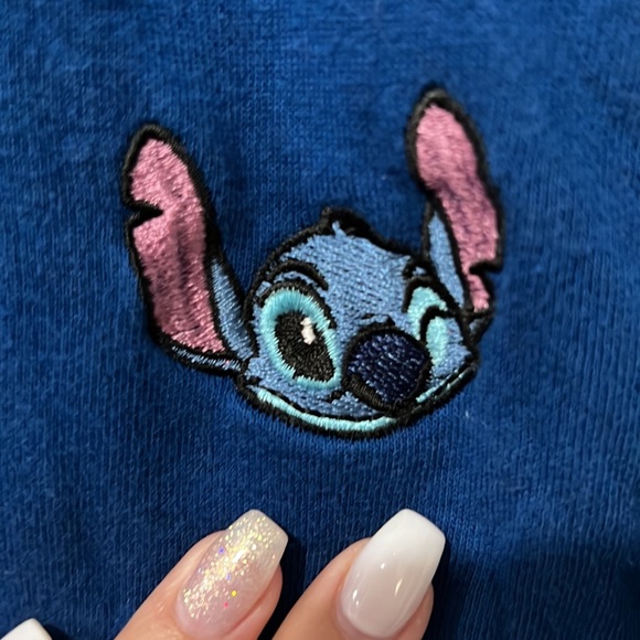 RARE - Stitch long sleeve - Picture 2 of 5
